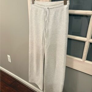 Aritzia Wafflex Pants size XS